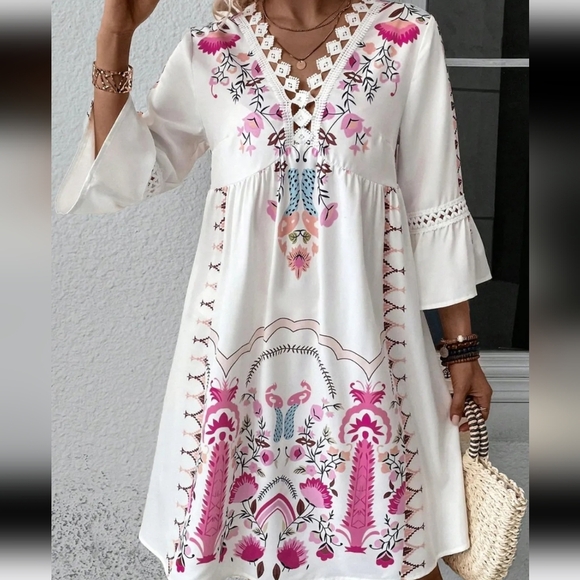 Lace Detail Printed Three-Quarter Sleeve Dress - Picture 1 of 4